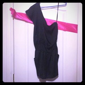 Black one shoulder romper with pockets